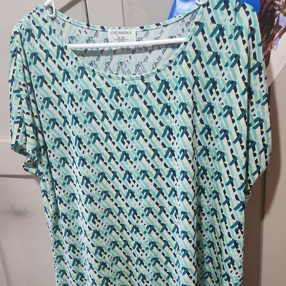 Blue and White Graphic Short Sleeve Relaxed Blouse